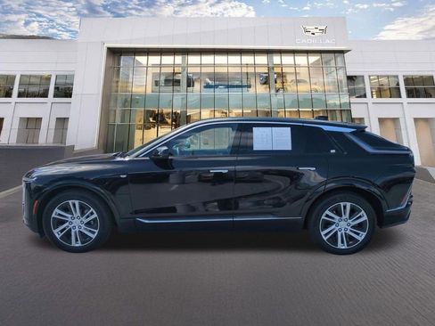 Certified 2024 Cadillac Lyriq Tech AWD/4WD image 8