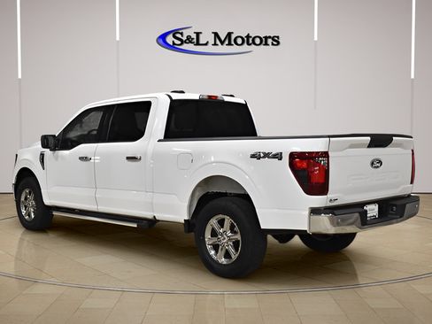 Used 2025 Ford F150 XLT w/ Equipment Group 301A Standard AWD/4WD image 5