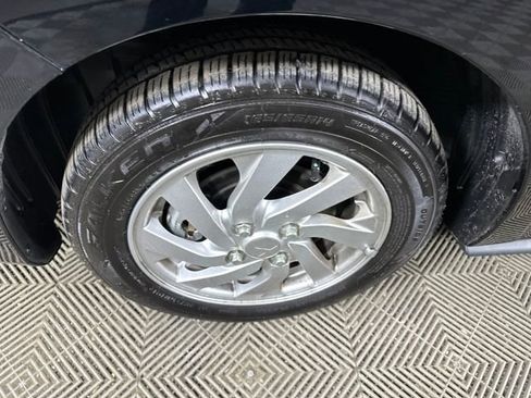 Used 2024 Mitsubishi Mirage LE image 10