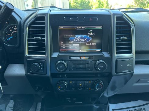 Used 2015 Ford F150 XLT w/ Equipment Group 302A Luxury AWD/4WD image 7