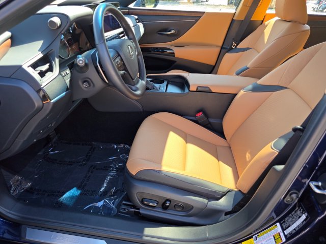 Used 2025 Lexus ES 350 w/ Premium Package FWD image 22