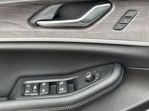 New 2026 Jeep Grand Cherokee Limited AWD/4WD image 15
