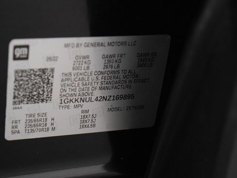 Used 2022 GMC Acadia SLT w/ Preferred Package image 32