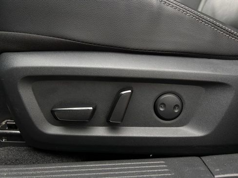Used 2026 Nissan Rogue SL AWD/4WD image 27