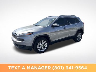 Used 2017 Jeep Cherokee Latitude w/ Comfort & Sound Group
