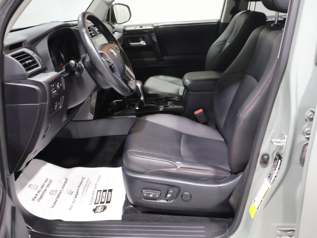 Used 2023 Toyota 4Runner TRD Off-Road Premium w/ Moonroof Package AWD/4WD image 11