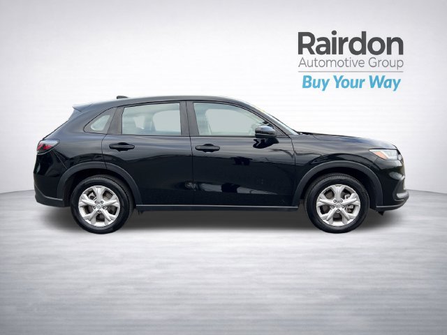 Used 2025 Honda HR-V LX image 8