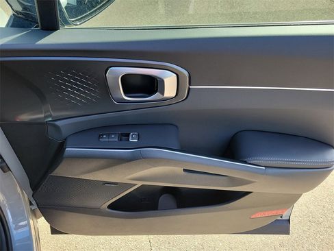 New 2026 Kia Sorento EX image 10