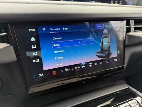 Used 2025 Lincoln Navigator Reserve w/ Jet Appearance Package image 50