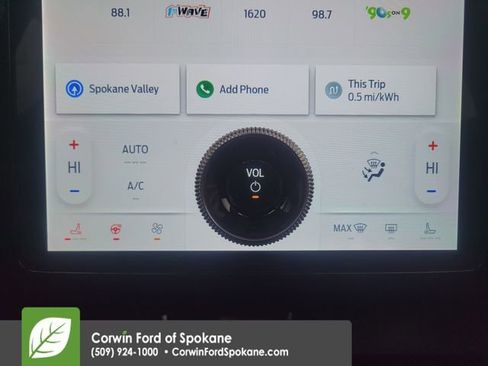 Used 2025 Ford Mustang Mach-E Premium w/ Interior Protection Package image 30