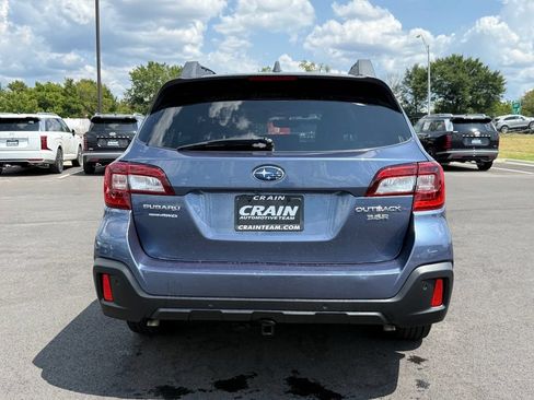 Used 2018 Subaru Outback 3.6R Limited AWD/4WD image 6