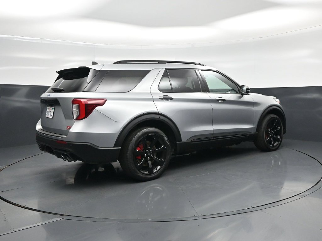 Used 2023 Ford Explorer ST w/ Equipment Group 401A AWD/4WD image 26
