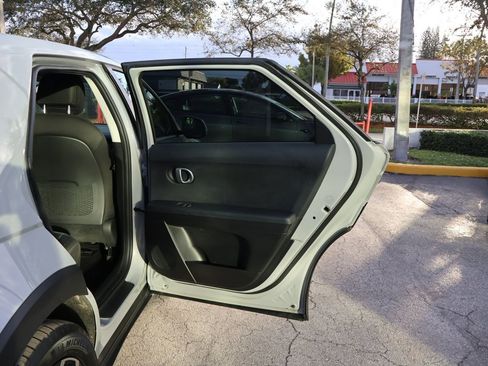 Used 2024 Hyundai Ioniq 5 SEL image 26