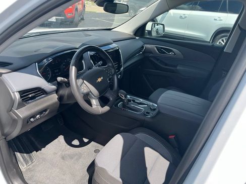 Used 2021 Chevrolet Traverse LT AWD/4WD image 25
