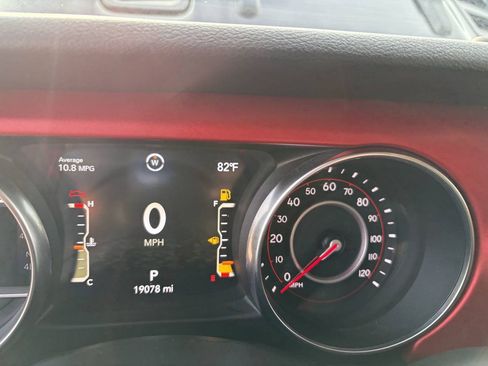 Used 2020 Jeep Gladiator Rubicon w/ Trailer Tow Package AWD/4WD image 18