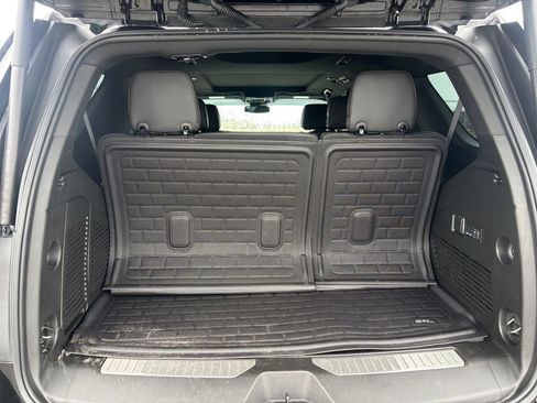 Used 2026 Chevrolet Tahoe Z71 w/ Comfort Package image 31