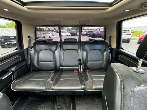 Used 2019 RAM 1500 Laramie image 27