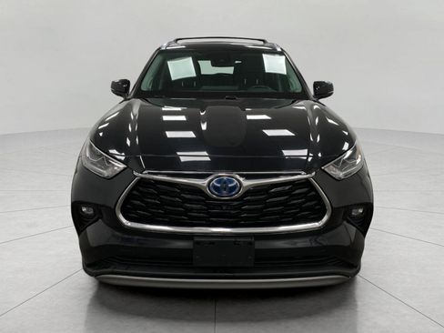 Used 2022 Toyota Highlander Platinum image 11