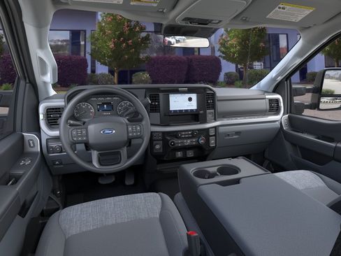 New 2026 Ford F350 XLT w/ 360-Degree Camera Package RWD image 9