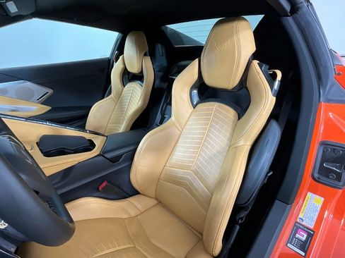 Used 2020 Chevrolet Corvette Stingray Preferred Conv w/ 2LT Preferred Equipment Group image 19