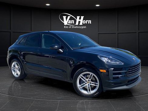 Used 2021 Porsche Macan AWD/4WD image 1