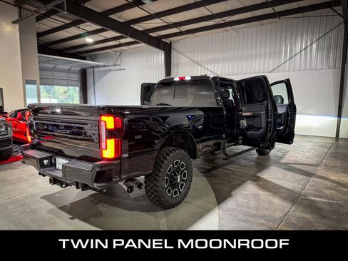 Used 2025 Ford F350 Platinum AWD/4WD image 38
