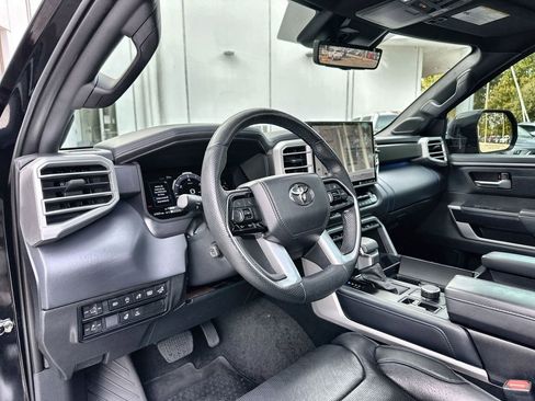 Used 2022 Toyota Tundra Platinum image 9