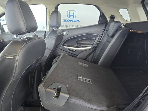 Used 2022 Ford EcoSport Titanium image 17