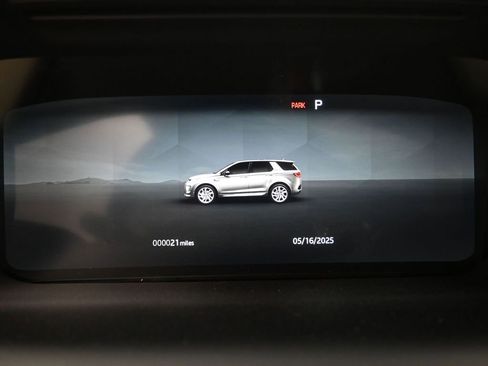 New 2025 Land Rover Discovery Sport S image 24