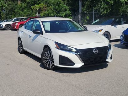 Used 2025 Nissan Altima 2.5 SV