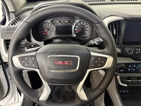 Used 2024 GMC Terrain SLT FWD image 26