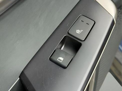 Used 2025 Kia EV6 Light w/ Light LR Technology Package image 5