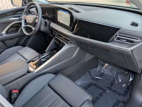 New 2025 Audi Q5 Premium Plus image 9