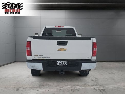 Used 2008 Chevrolet Silverado 1500 W/T w/ Towing Package image 8
