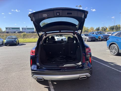 Used 2022 INFINITI QX50 Luxe AWD/4WD image 32