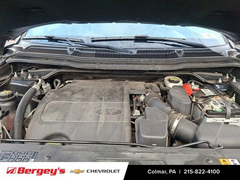 Used 2017 Ford Explorer XLT w/ Equipment Group 202A image 30