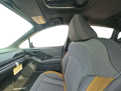 Certified 2025 Subaru Crosstrek 2.5i Sport w/ Crosstrek Mirror Package image 25