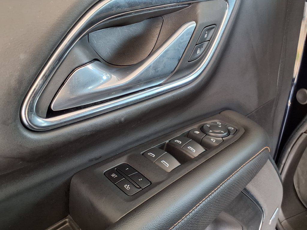 Used 2024 GMC Yukon AT4 w/ AT4 Premium Plus Package AWD/4WD image 21