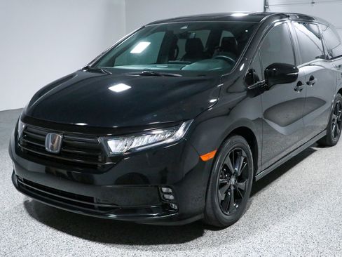 Used 2023 Honda Odyssey Sport image 34