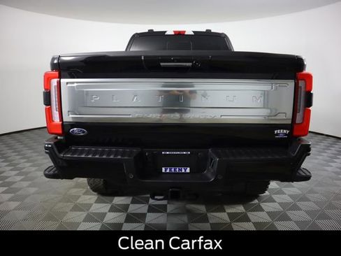 Used 2024 Ford F250 Platinum w/ FX4 Off-Road Package AWD/4WD image 4