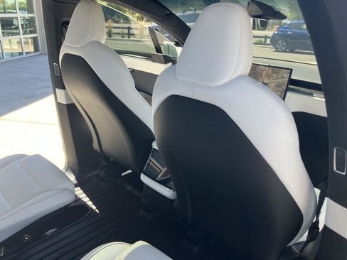 Used 2022 Tesla Model X Plaid AWD/4WD image 18