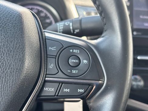 Used 2024 Toyota Camry SE FWD image 21