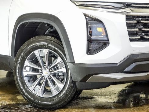 New 2026 Chevrolet Equinox LT image 4