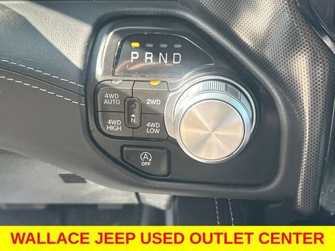 Used 2024 RAM 1500 Limited AWD/4WD image 25