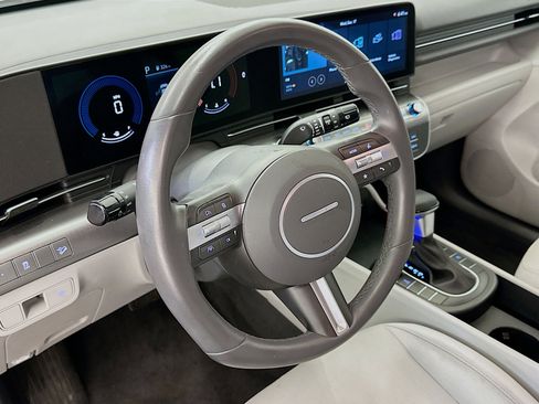 Used 2025 Hyundai Kona SEL image 18