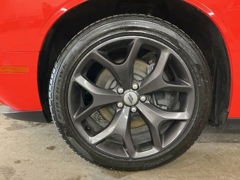 Used 2018 Dodge Challenger R/T Plus image 27