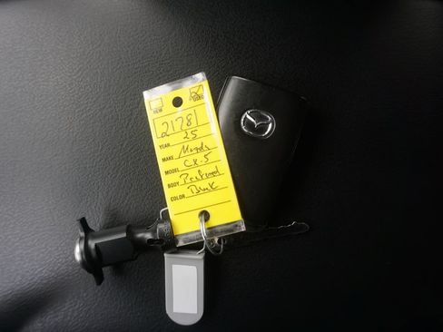 Used 2025 MAZDA CX-5 AWD 2.5 S w/ Preferred Package image 35