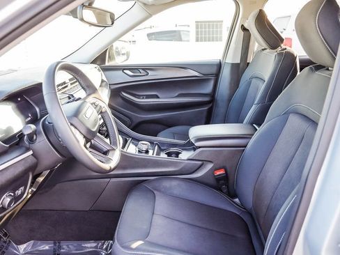 Certified 2023 Jeep Grand Cherokee L Laredo image 18