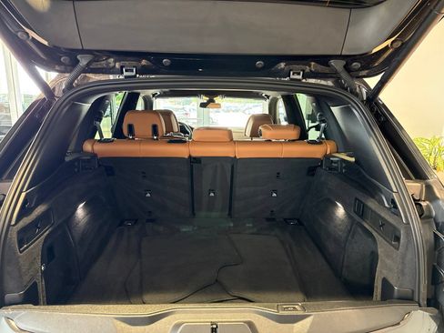 Used 2023 BMW X5 xDrive40i w/ Luxury Seating Package AWD/4WD image 12