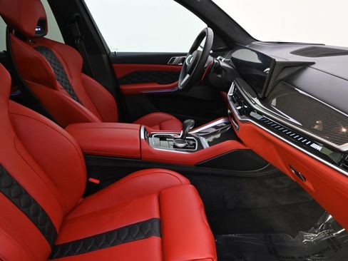 Used 2025 BMW X5 M Competition w/ Executive Package image 16